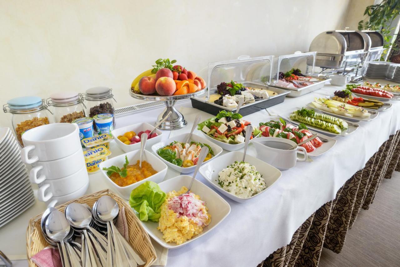 Hotel Safir 포즈난 외부 사진